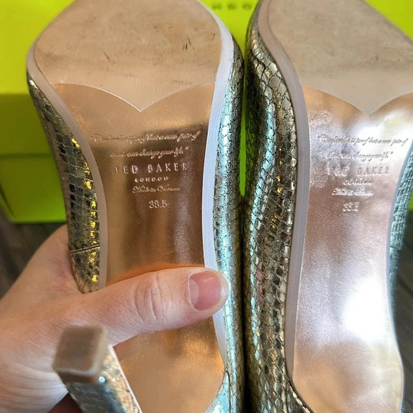 TED BAKER Elannam Snake Embrossed High Heel Brooch Shoe in Bronze Size 8 - Picture 6 of 10